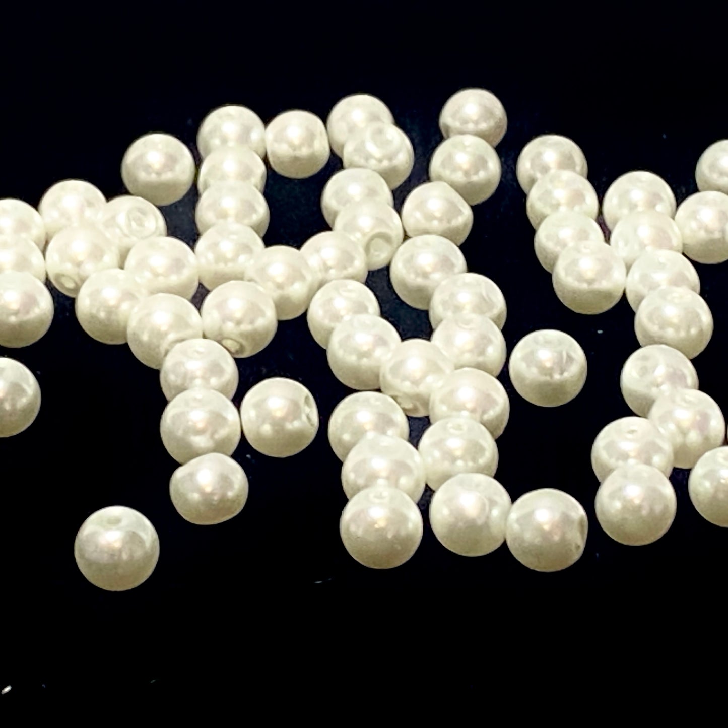 Glass beads pearl imitation