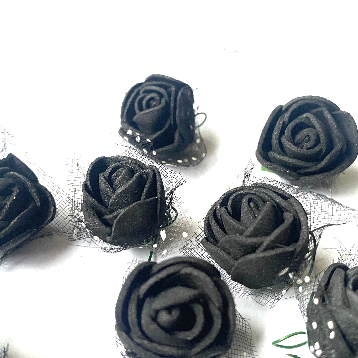 Foam roses black