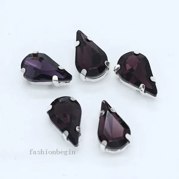 Droppformade strass stenar man syr fast