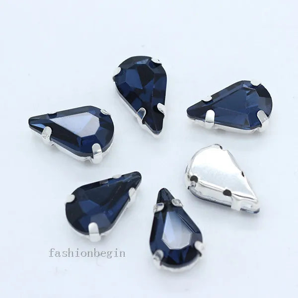 Droppformade strass stenar man syr fast