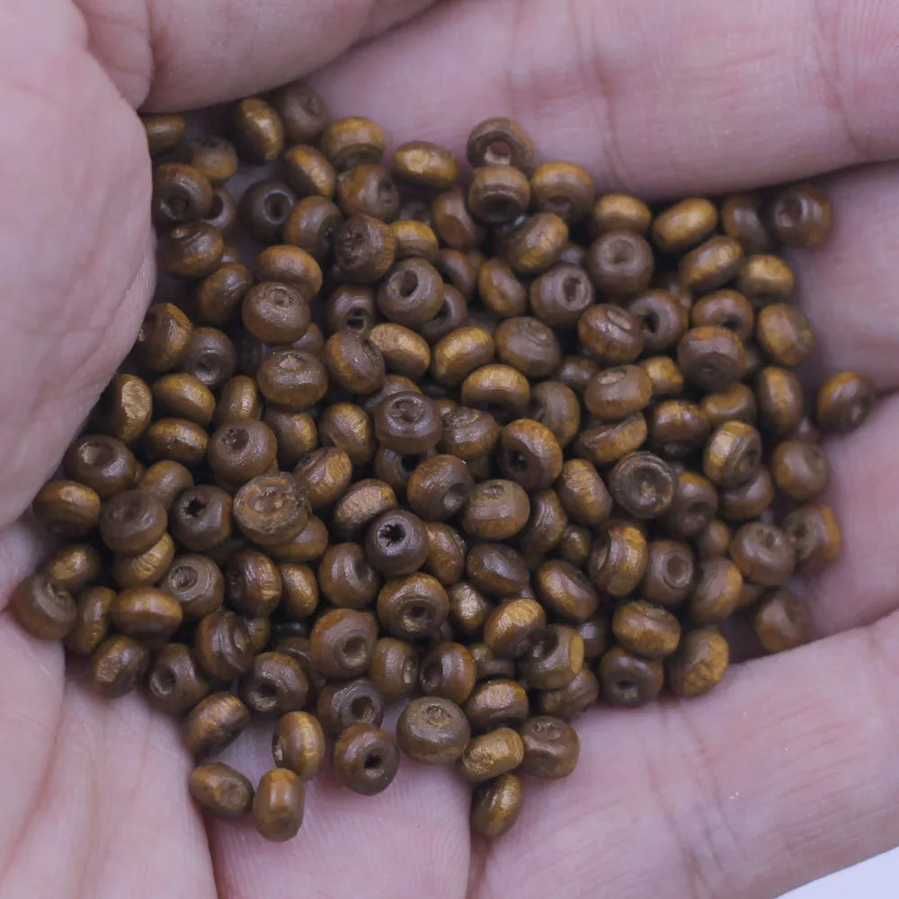 Mini trä pärlor i olika färger 4mm