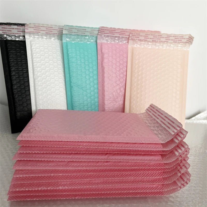 10-pack of padded envelopes, various colors