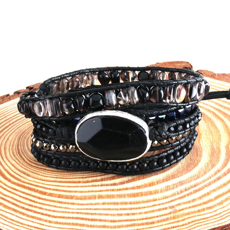Armband med ädelsten pärlor