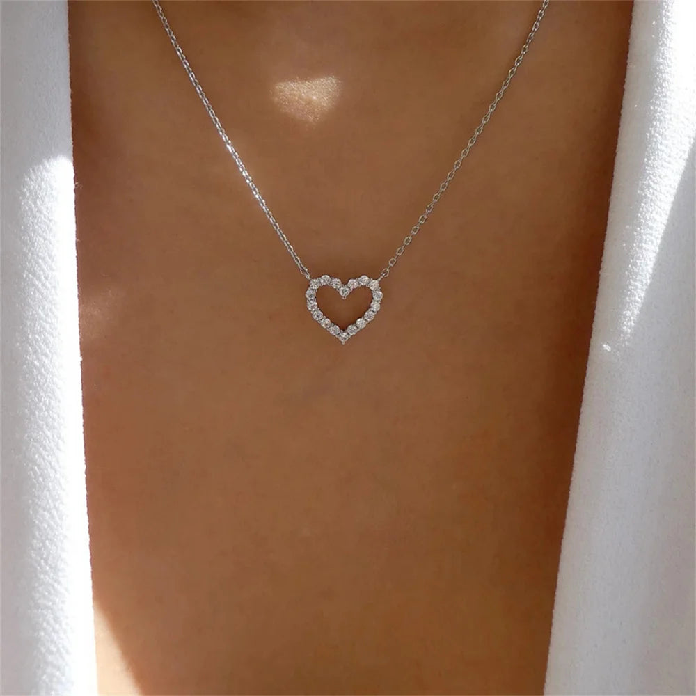 Halsband kedja med berlock hjärta