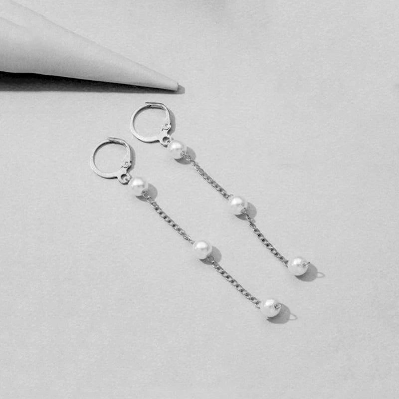 Matchande halsband och örhängen med kedja och pearls