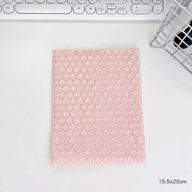 20-pack med bubbelplast fickor med hjärtan