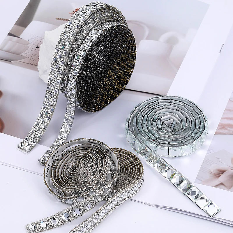 Strass tejp med strass plattor