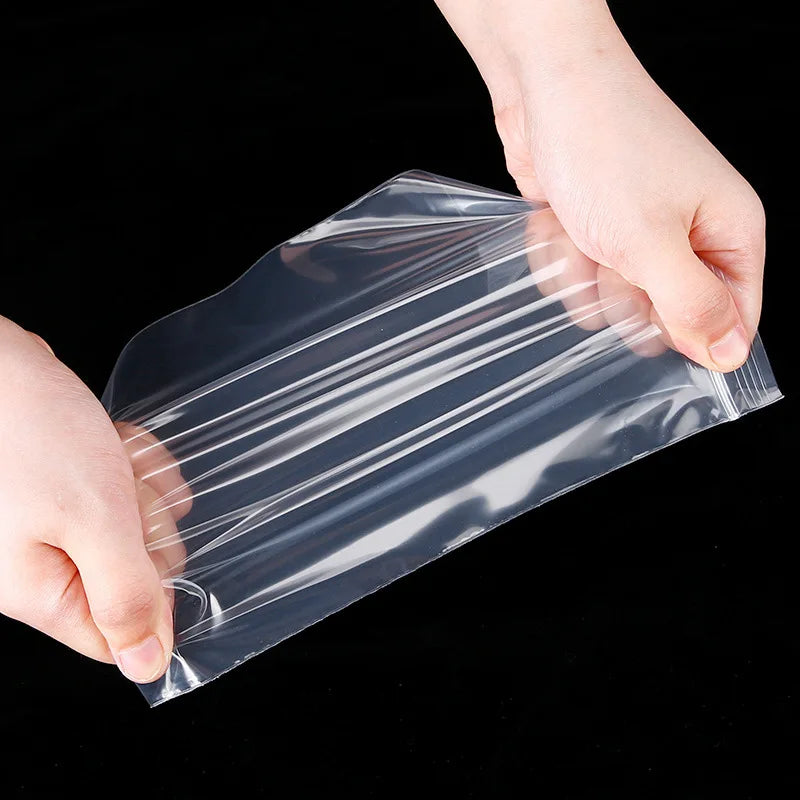 200 zip lock bags in various sizes