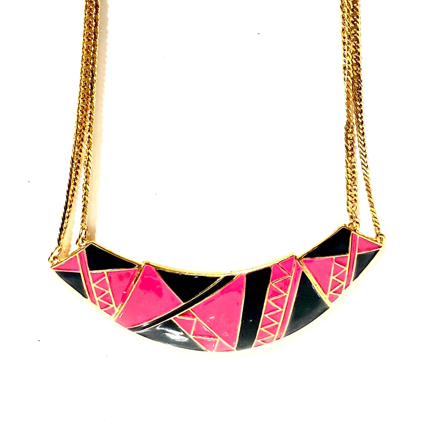 Necklace with large link pink black