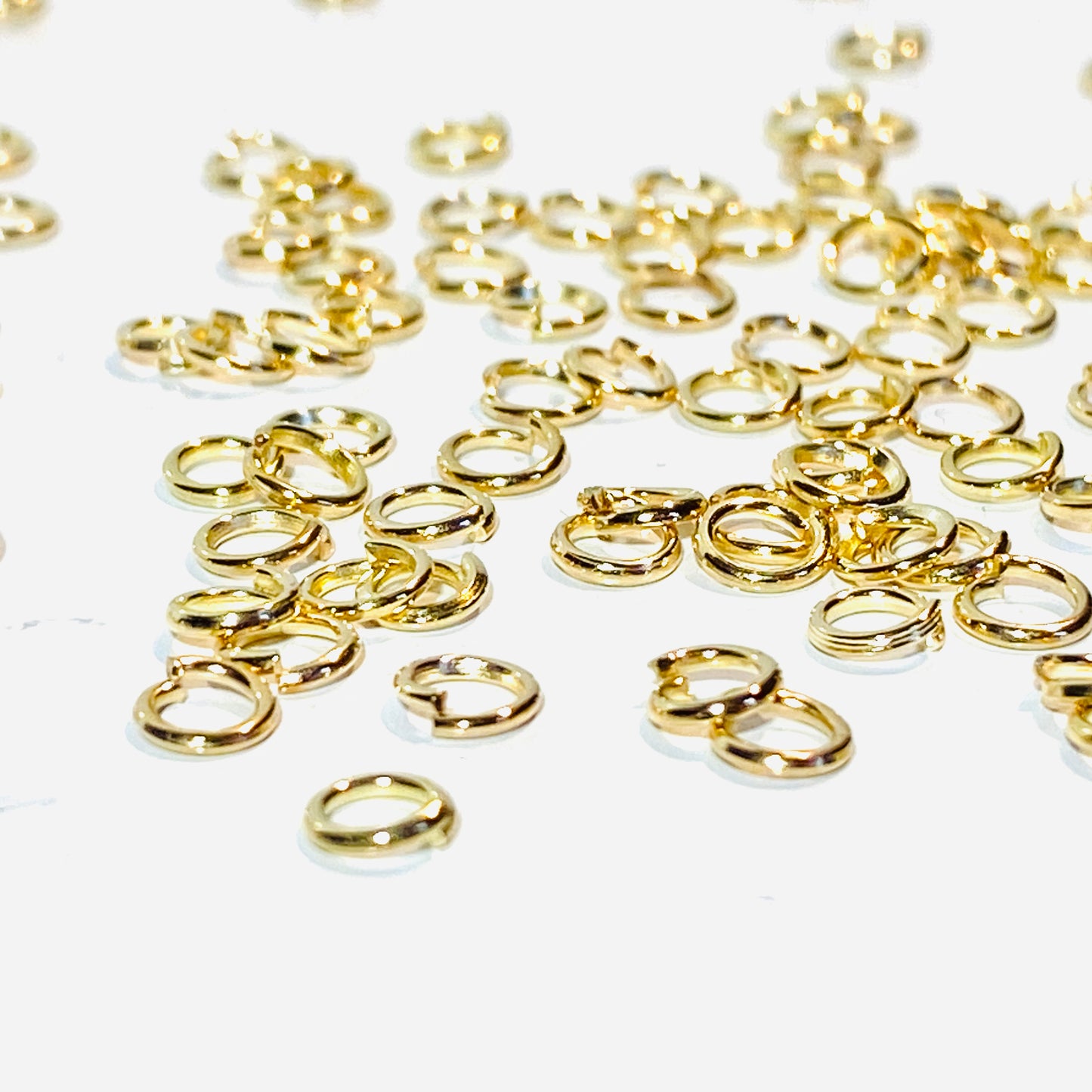 Bindringar Ljusguld 4mm