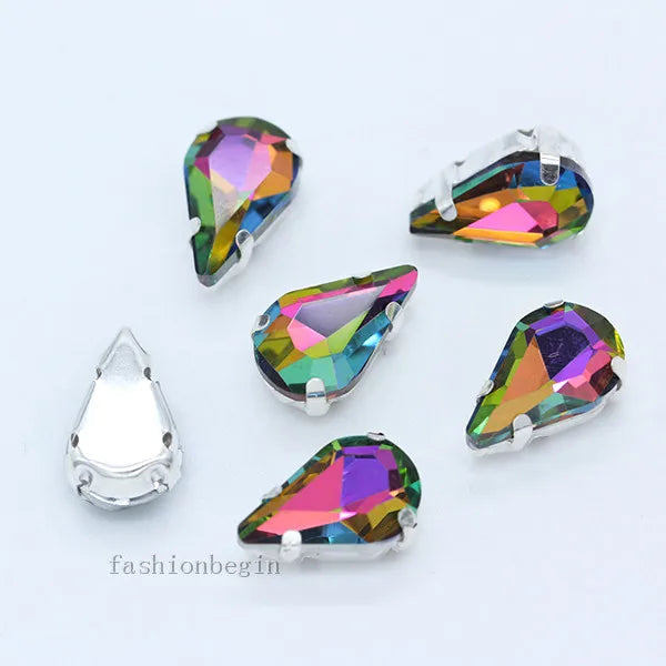 Droppformade strass stenar man syr fast