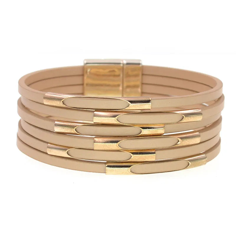 Läderarmband med guld metall och snaplock lås