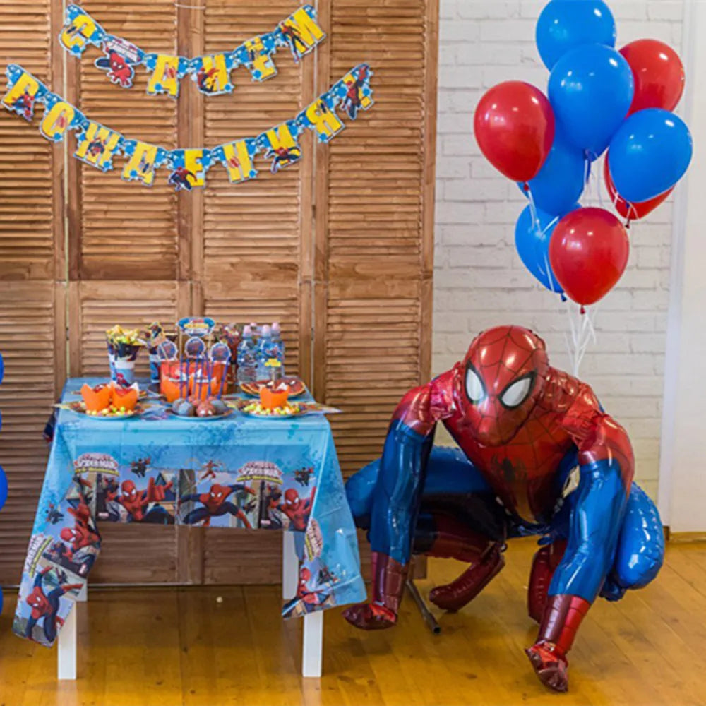 Olika ballonger med spindelmannen