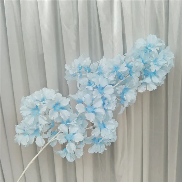 Långa plast blommor