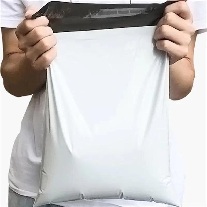 20-50 white shipping bags, different sizes