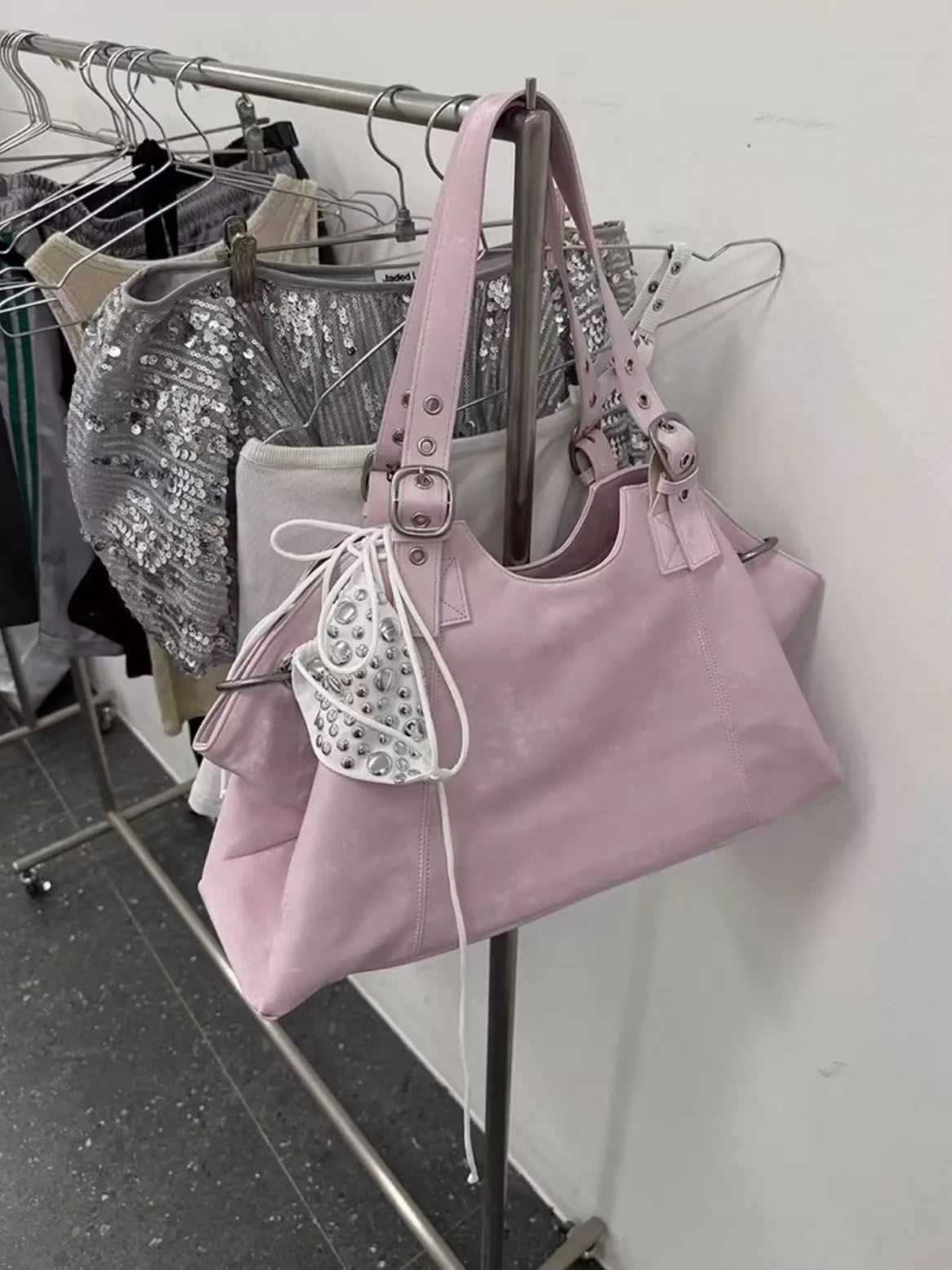 Hobo väska Rosa/svart