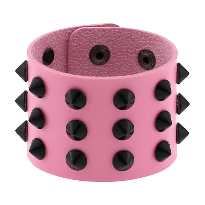 Goth Punk Spike armband med nitar