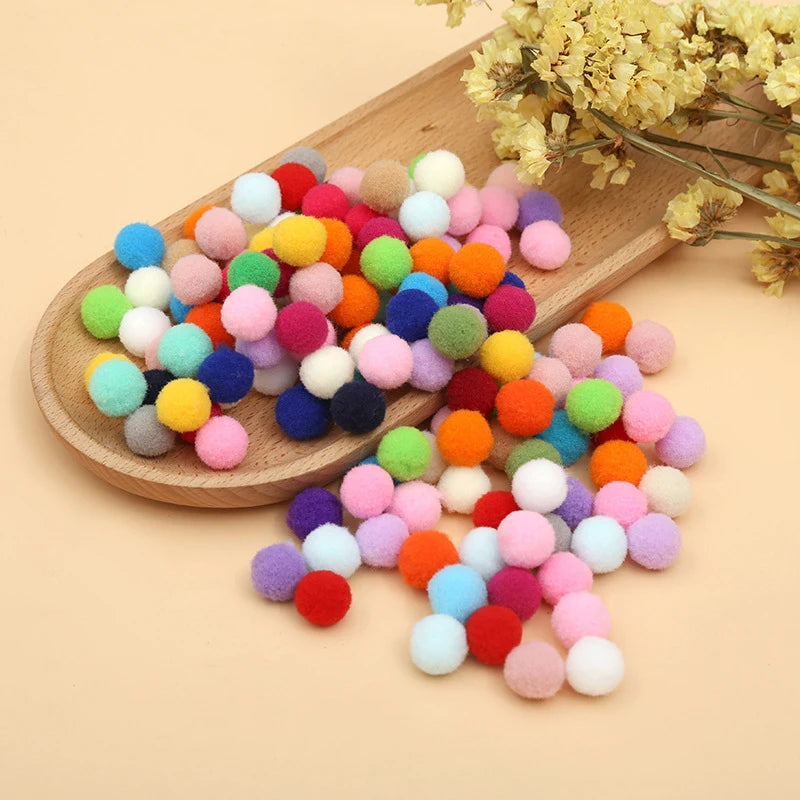 100-pack small pom poms