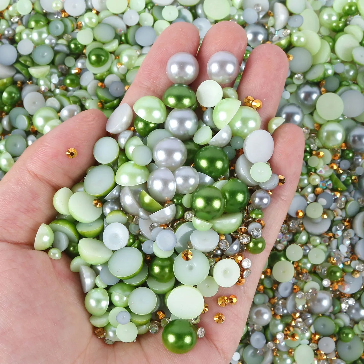 Mixed sizes and colors with Flatback beads