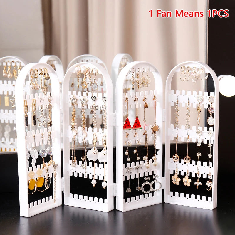 Foldable jewelry stand
