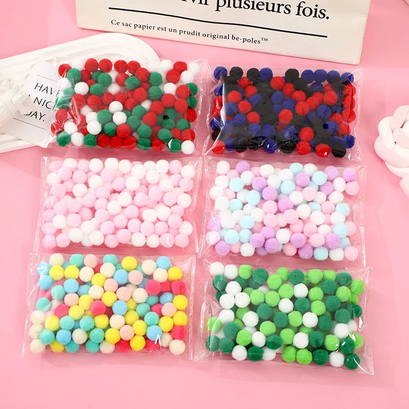 100-pack small pom poms