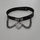 Halsband i Goth/punk stil