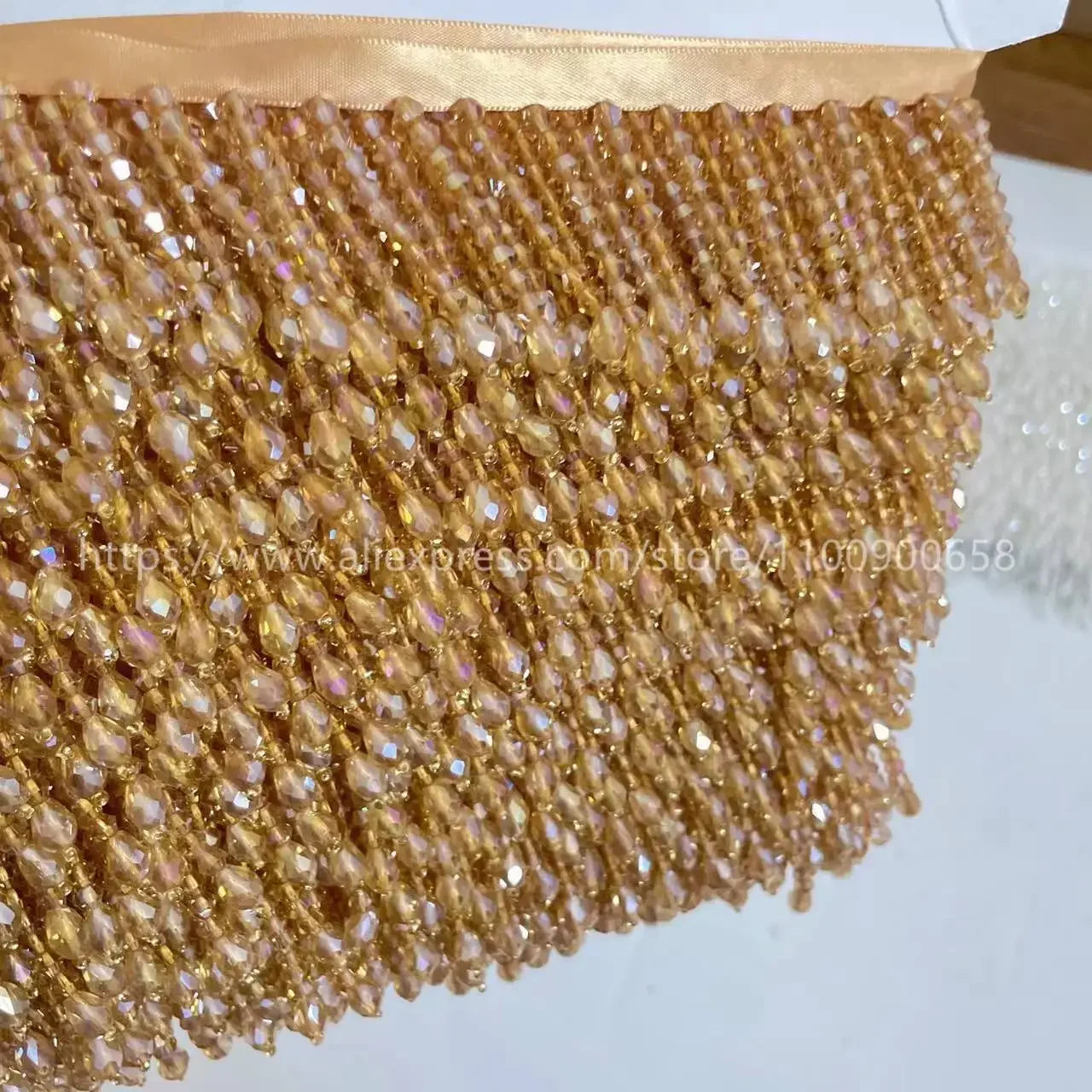 Tassel med pärlor längd 91cm