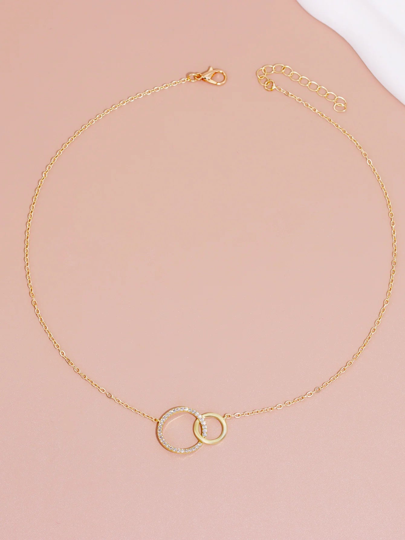 Halsband guld med cirkel länkar