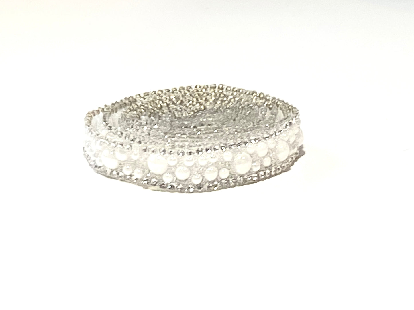 Ribbon with white pearls